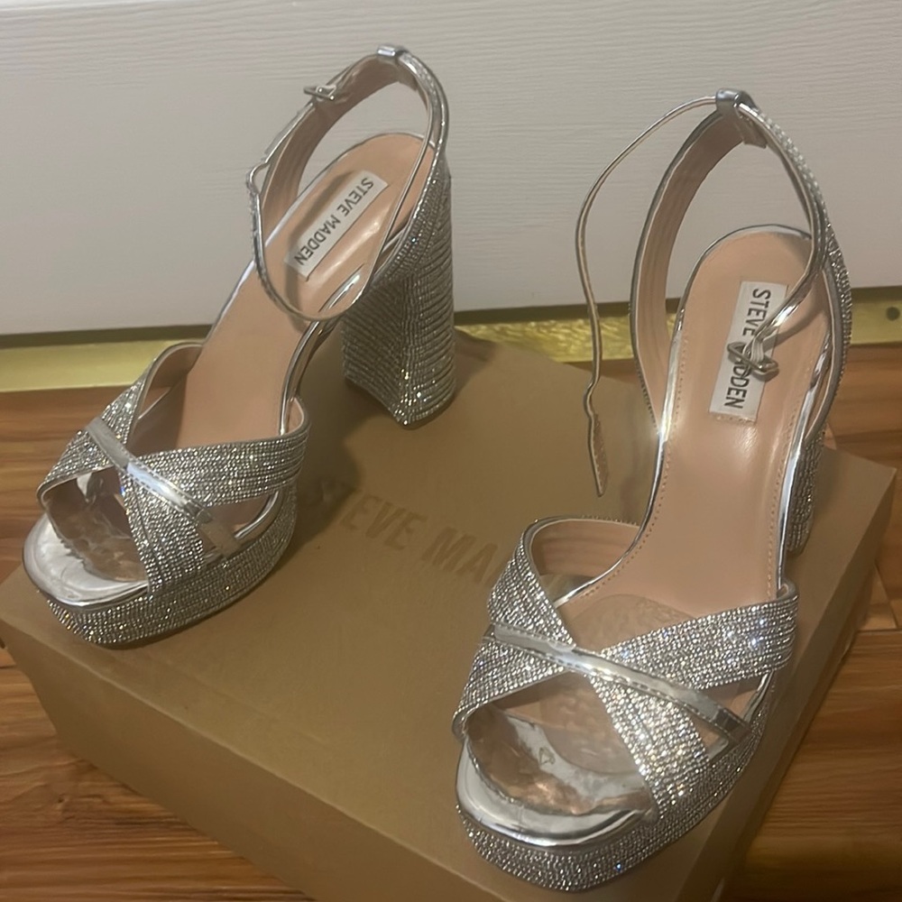 Used Only Twice Steve Madden Rhinestone Platform Heels